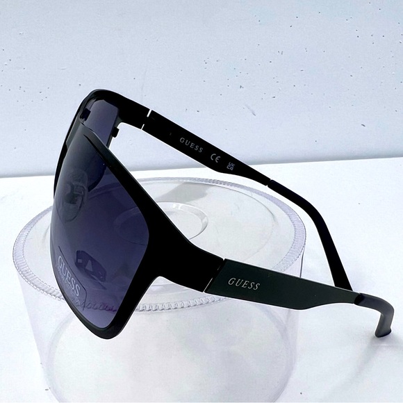 GUESS, BLACK METAL FRAME WITH LAVENDER  LENSES, SUNGLASSES, 100% UV PROTECTION - Picture 2 of 14